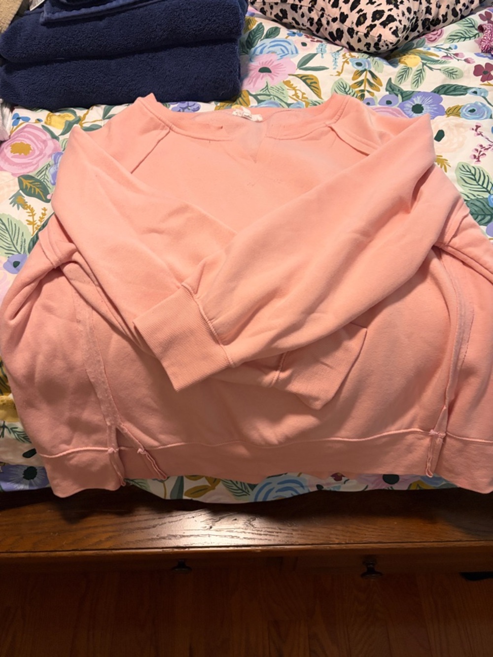 Pink Sweatshirt Olive and oak